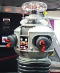 lost_in_space_robot_body_1_2_2004.jpg