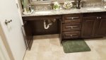 bathroom 1.jpg